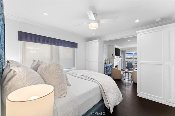 Bedroom, Fireplace, Interior, Recessed Lighting, Wood Texture Flooring