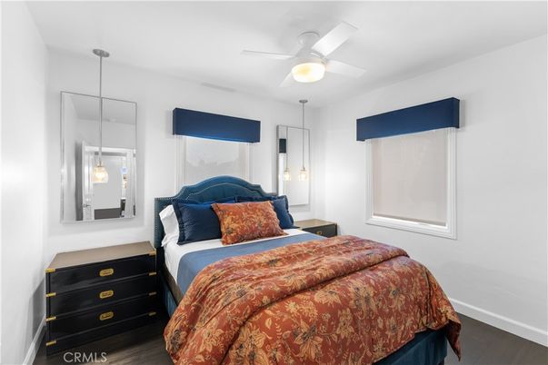 Bedroom, Interior, Pendant Lights, Wood Texture Flooring