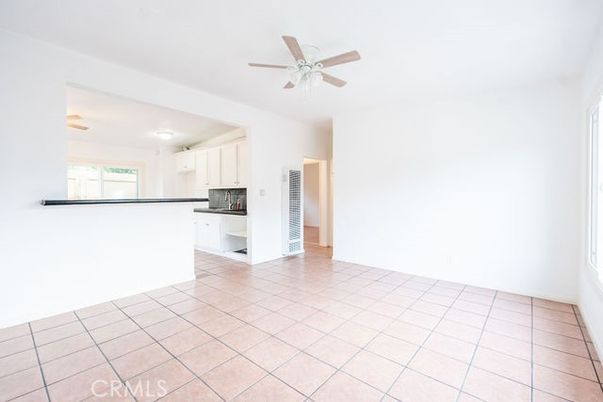 Empty room, Interior, Kitchen