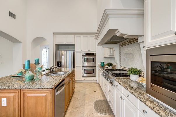 Interior, Kitchen, Stainless Steel Appliances