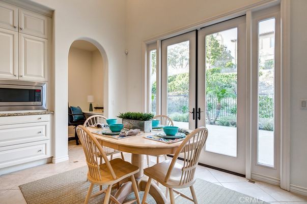 Dining room, Interior