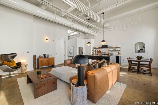 Dining room, Interior, Living room, Pendant Lights