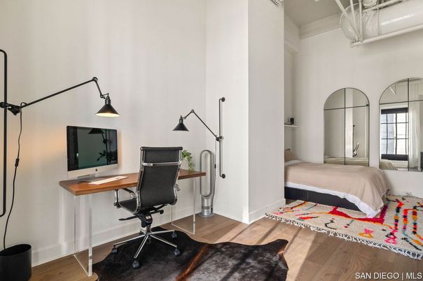 Bedroom, Home Office, Interior, Wood Texture Flooring