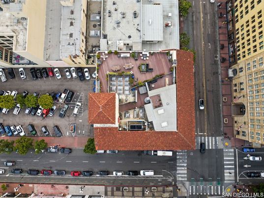Exterior, Drone