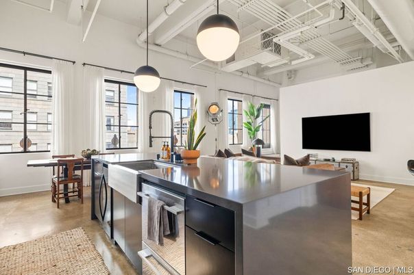 Dining room, Interior, Kitchen, Pendant Lights