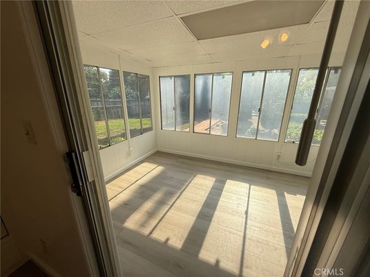 Interior, Sun Room, Wood Texture Flooring