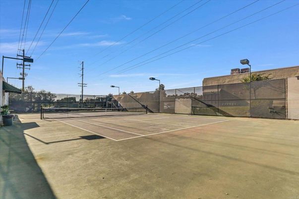Exterior, Tennis Courts