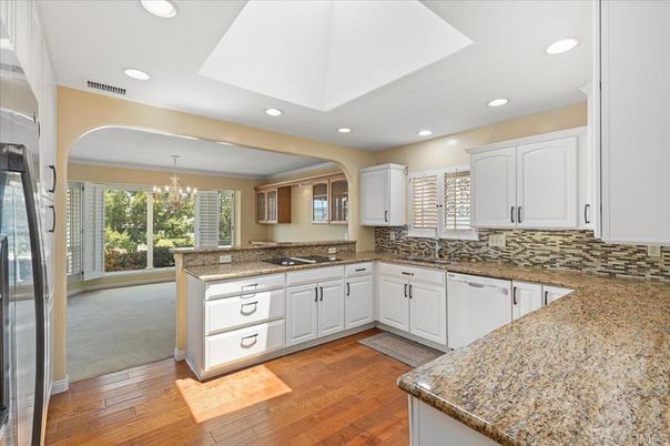 Chandelier, Interior, Kitchen, Recessed Lighting, Wood Texture Flooring