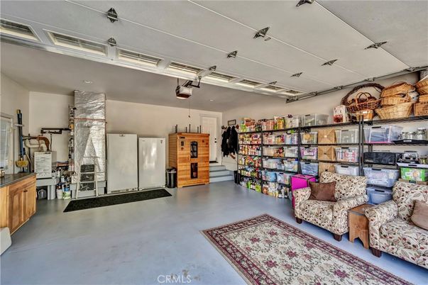 Garage, Interior