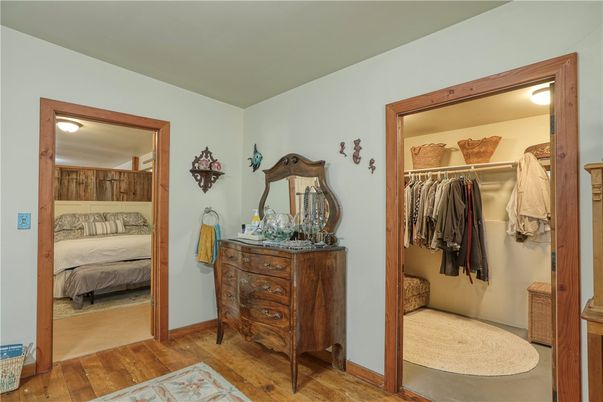 Bedroom, Interior, Walk-in Closets, Wood Texture Flooring