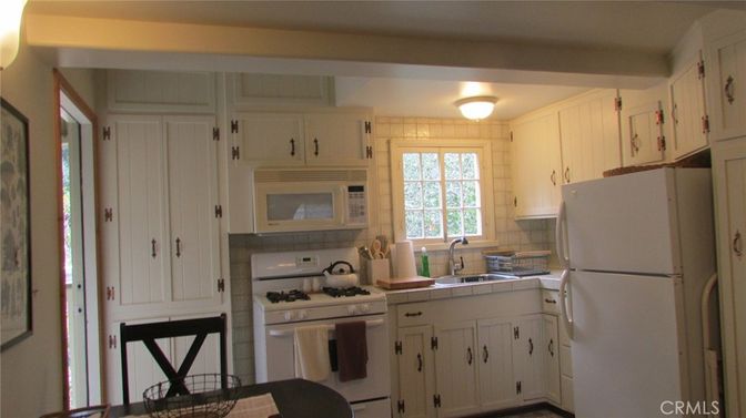 Interior, Kitchen, Tile Countertops