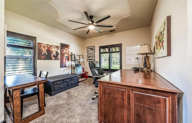 Home Office, Interior