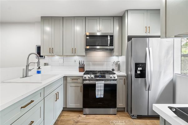 Interior, Kitchen, Stainless Steel Appliances, Wood Texture Flooring