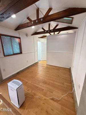 Empty room, Interior, Recessed Lighting, Wooden Beams, Wood Texture Flooring