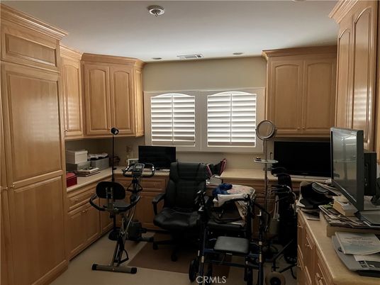 Fitness Equipment, Home Office, Interior, Recessed Lighting