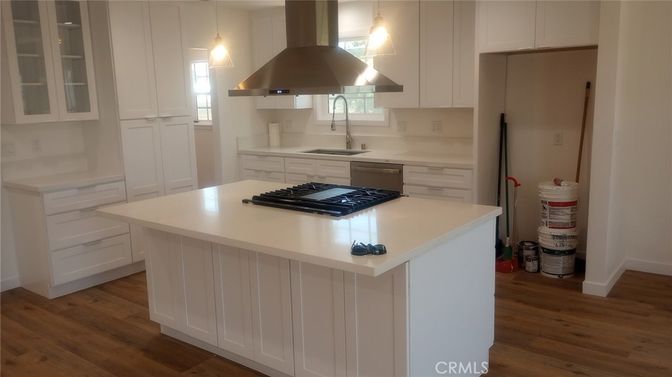 Interior, Kitchen, Pendant Lights, Wood Texture Flooring