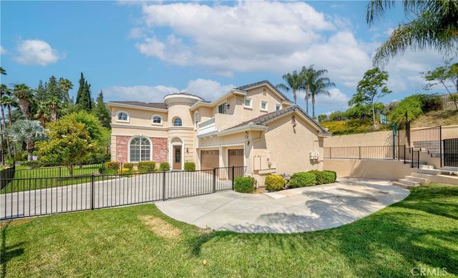 Backyard, Exterior, Facade, Mediterranean