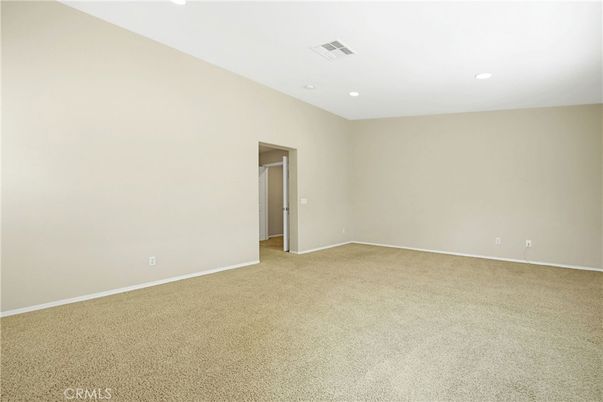 Empty room, Interior, Recessed Lighting