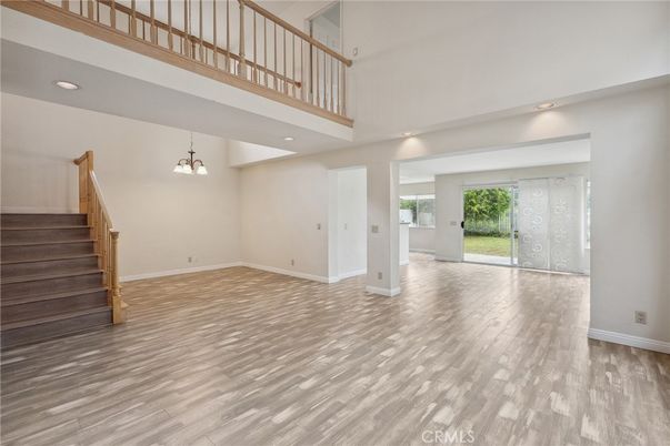 Interior, Pendant Lights, Recessed Lighting, Wood Texture Flooring