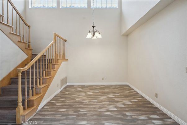 Interior, Pendant Lights, Wood Texture Flooring