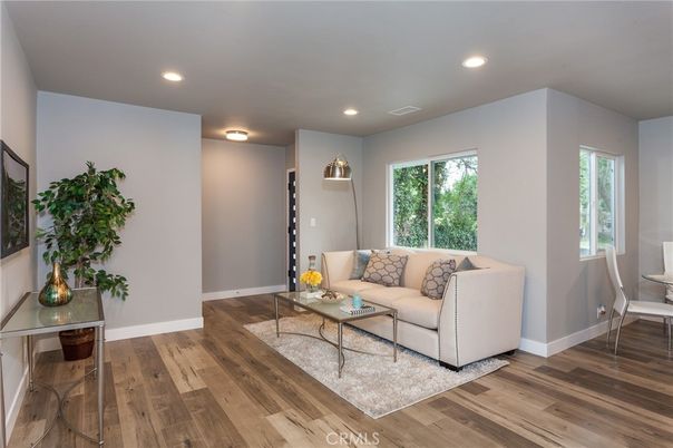Interior, Living room, Recessed Lighting, Wood Texture Flooring