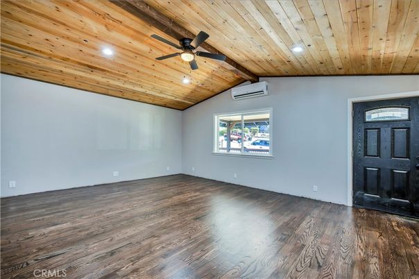Empty room, Interior, Recessed Lighting, Wooden Ceilings, Wood Texture Flooring