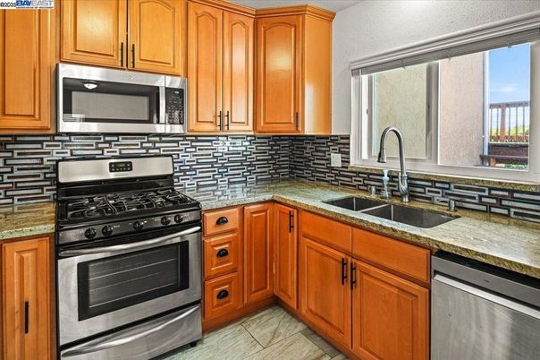 Interior, Kitchen, Stainless Steel Appliances