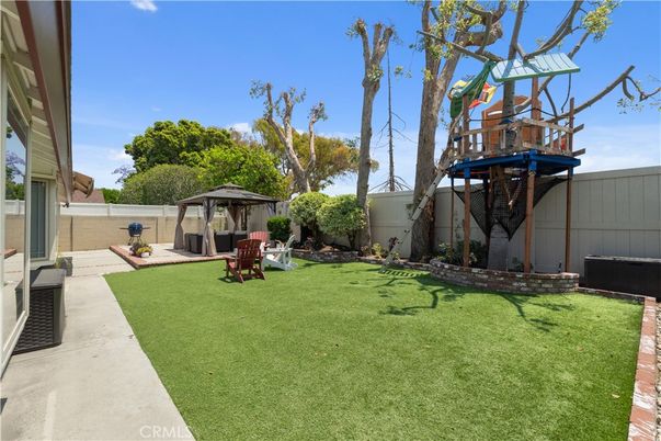 Backyard, Exterior, Playground