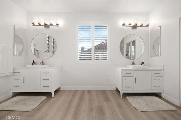 Bathroom, Dual Sink Vanities, Interior, Wood Texture Flooring