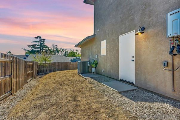 Backyard, Exterior