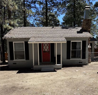 Exterior, Facade, Ranch