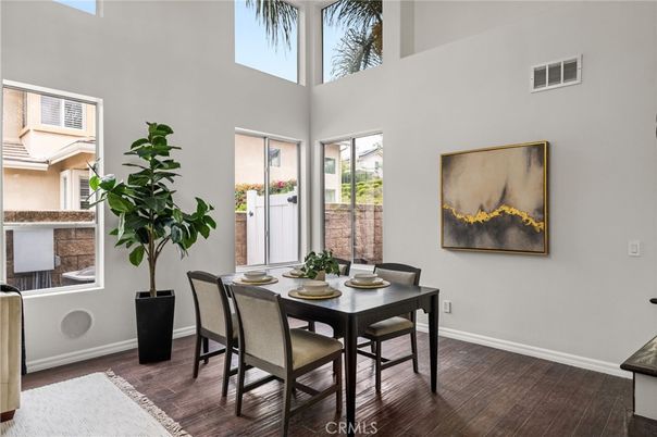 Dining room, Interior, Wood Texture Flooring