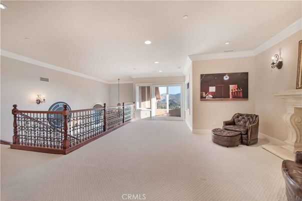 Fireplace, Interior, Recessed Lighting