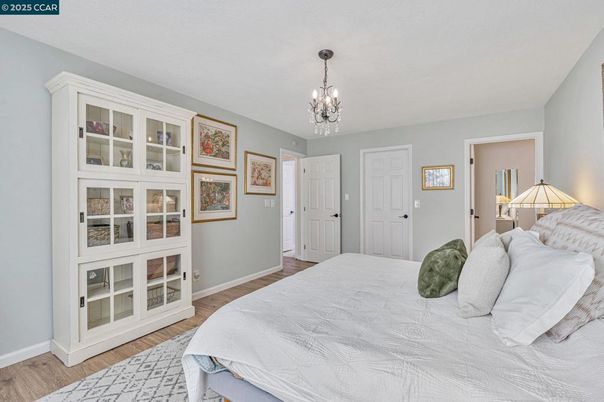 Bedroom, Interior, Pendant Lights, Wood Texture Flooring