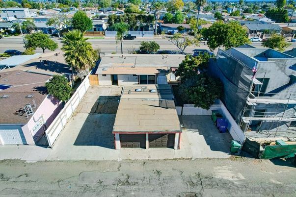 Exterior, Drone