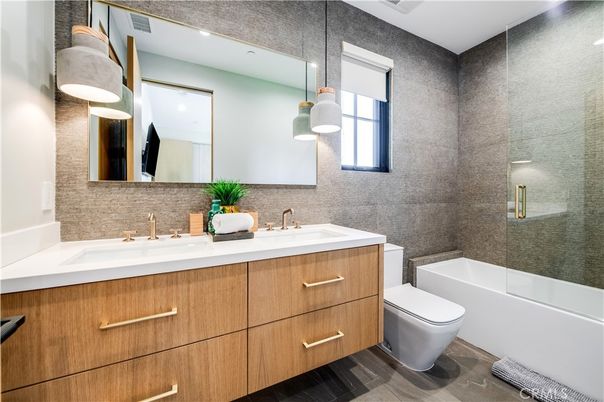 Bathroom, Dual Sink Vanities, Glass Shower, Interior, Pendant Lights, Recessed Lighting