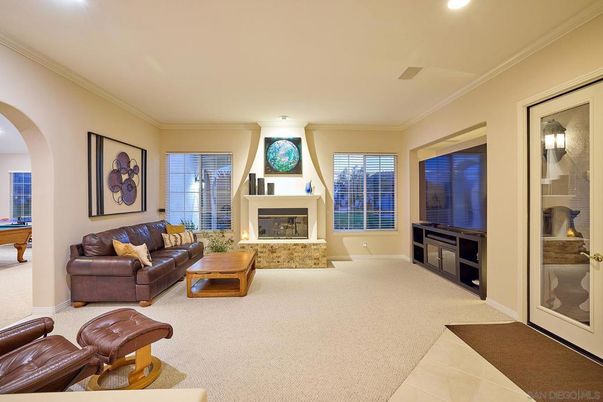 Fireplace, Interior, Living room, Recessed Lighting