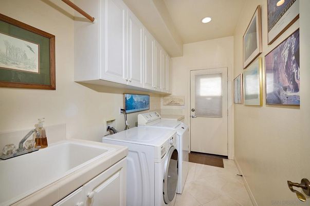 Interior, Recessed Lighting, Washer