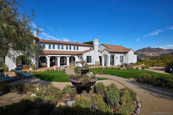 Backyard, Exterior, Facade, Mediterranean