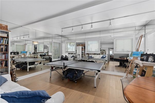 Game Room, Interior, Wood Texture Flooring