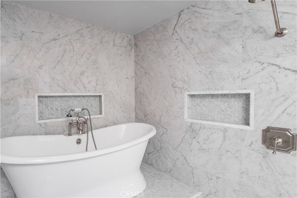 Bathroom, Free Standing Baths, Interior, Marble Walls