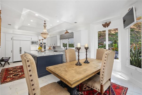 Chandelier, Dining room, Interior, Kitchen, Recessed Lighting