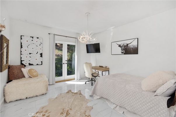 Bedroom, Home Office, Interior, Marble, Pendant Lights