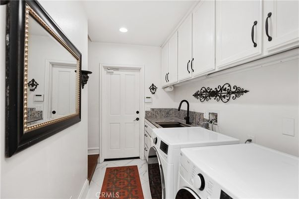 Interior, Recessed Lighting, Washer