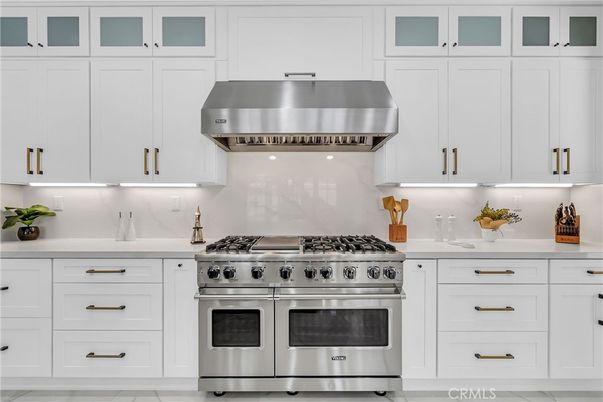 Interior, Kitchen, Stainless Steel Appliances