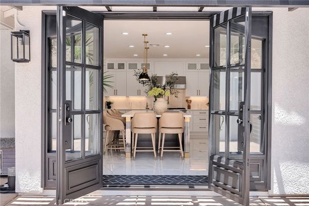 Dining room, Interior, Kitchen, Pendant Lights, Recessed Lighting