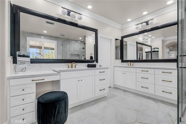 Bathroom, Dual Sink Vanities, Interior, Marble, Recessed Lighting