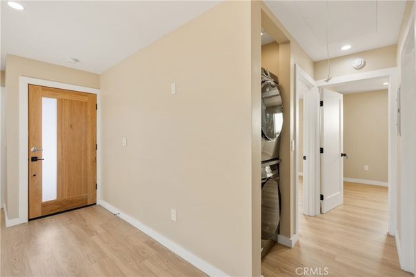Interior, Recessed Lighting, Utility Closets, Washer, Wood Texture Flooring