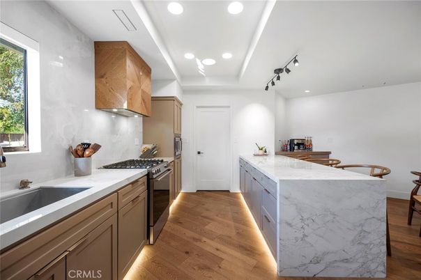 Interior, Kitchen, Recessed Lighting, Stainless Steel Appliances, Wood Texture Flooring