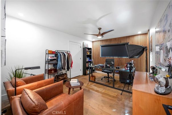 Home Office, Interior, Recessed Lighting, Wood Texture Flooring